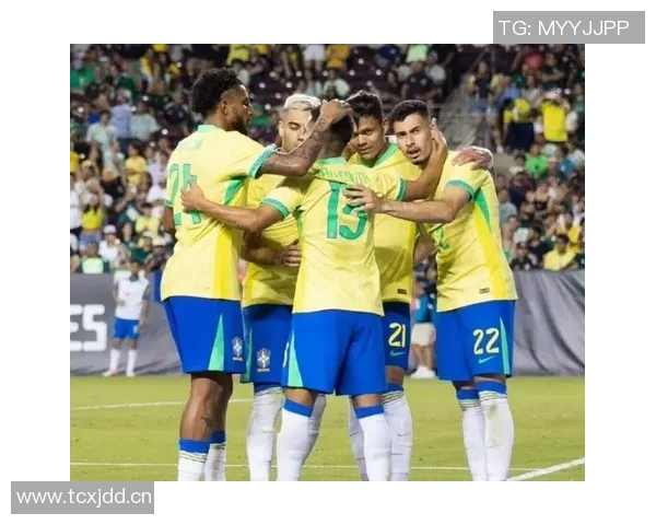 维尼修斯双响助力球队胜利分享伯纳乌的精彩时刻与球迷共庆