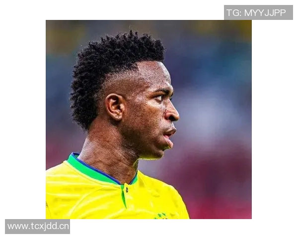 贝9表现出色三分球精准命中21分正负值高达27上场状态低迷未能得分 贝9表现出色三分球精准命中21分正负值高达27上场状态低迷未能得分