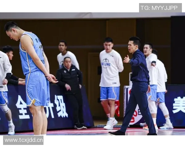 阿尔瓦雷斯坦言抱怨只因自责表现不佳希望在比赛中更好发挥