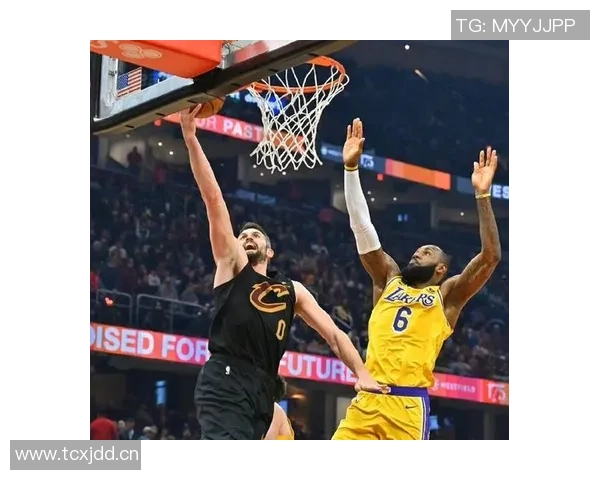 乐福幽默回应被勒布朗训斥的感受称至今仍会被他吼