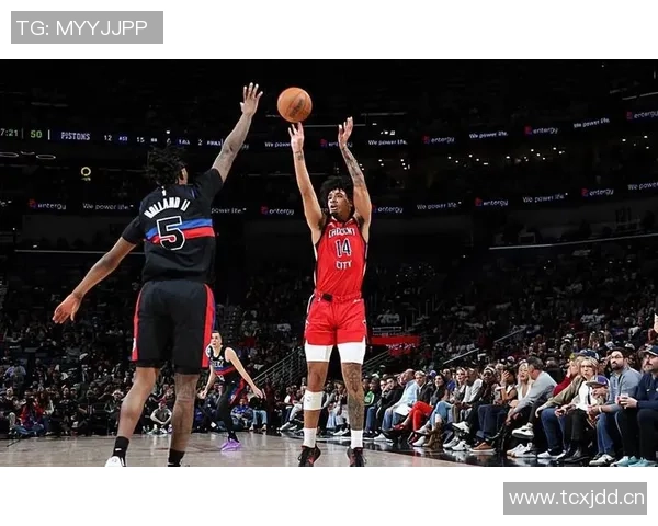 罗林斯疯狂表现全场最高24投11中斩获26分7篮板5助攻1抢断助力球队胜利