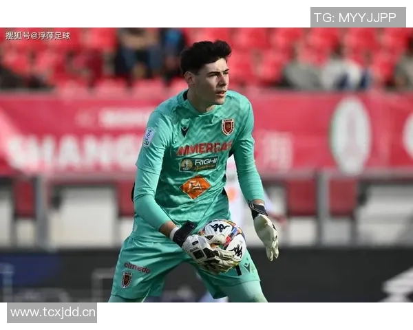 阿贾克斯中场泰勒正式加盟拉齐奥转会费高达1700万欧元 阿贾克斯中场泰勒正式加盟拉齐奥转会费高达1700万欧元